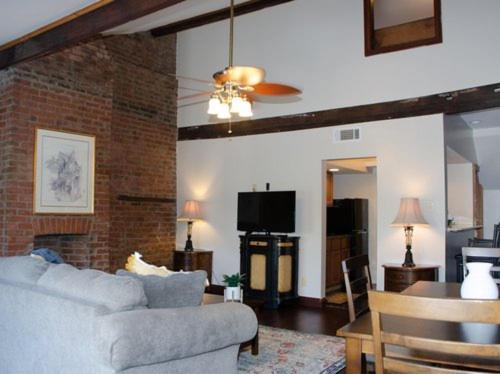 Jean Lafitte House Hotel New Orleans Bagian luar foto