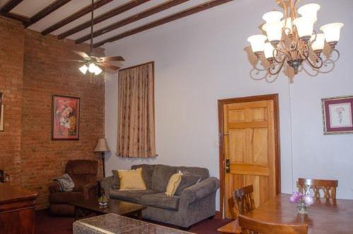 Jean Lafitte House Hotel New Orleans Bagian luar foto